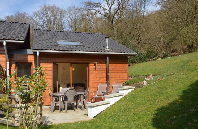 Cozy Cottage in Aywaille with Valley View