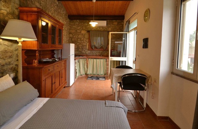 Cozy Cottage in Calasetta Sardinia with garden