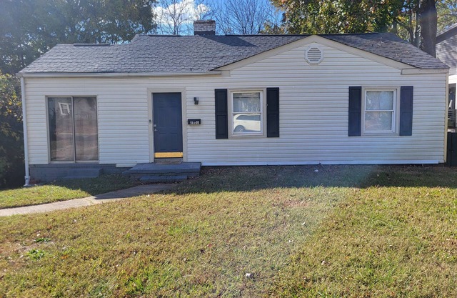 Cozy cottage in the perfect location!