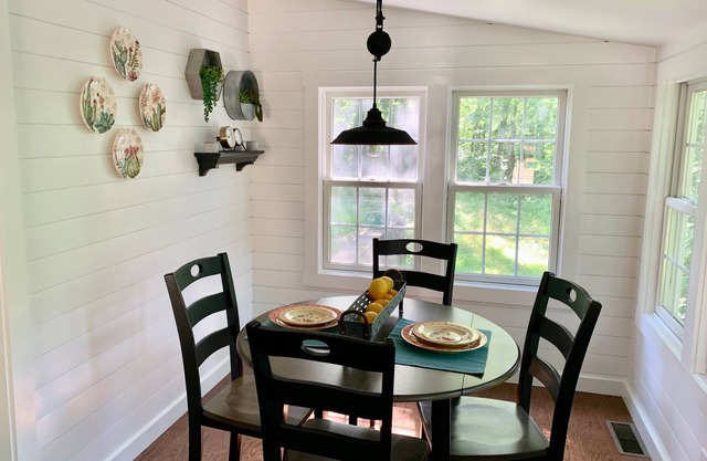 Cozy Cottage in the Woods
