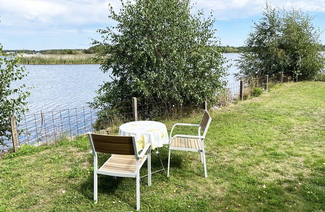 Cozy cottage located on a nice sea plot on Boholmarna outside Kalmar | SE05043