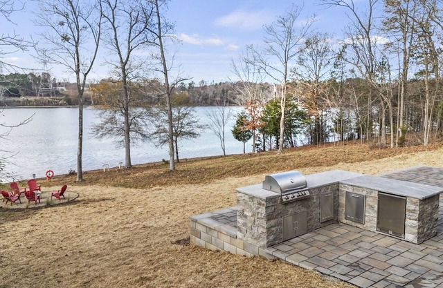 Cozy Fall Nights | Hot tub+Firepit+Sleeps 14+Lake Wylie | 20m to CLT