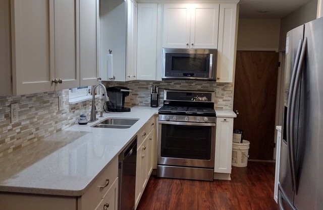 Cozy Family Home Located Near MSU