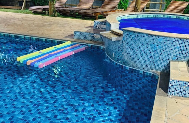 Cozy farmhouse in Atibaia, gated community with concierge, pet friendly