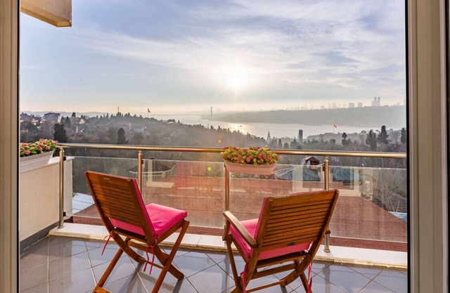 Cozy Flat with Lovely Bosphorus View in Uskudar