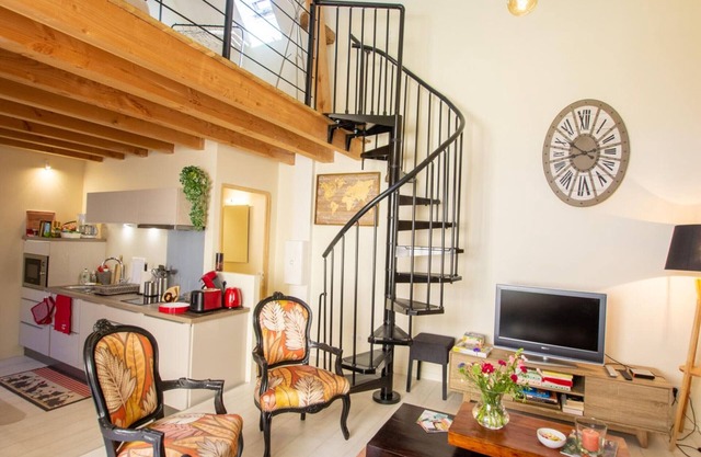 Cozy getaway in Périgord with terrace and mezzanine