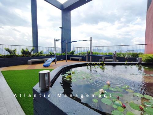 Cozy Grand Apartment Sungai Besi KL, Walking Distance Nirvana & 15 Mins Driving Distance to Mid Valley
