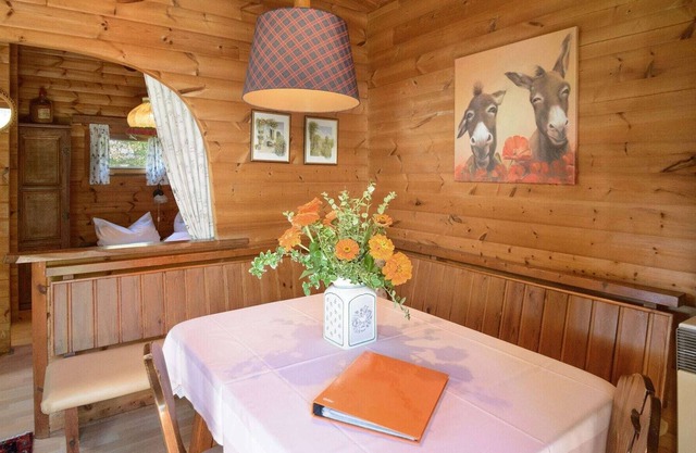 Cozy holiday home on a horse farm in the Lüneburg Heath