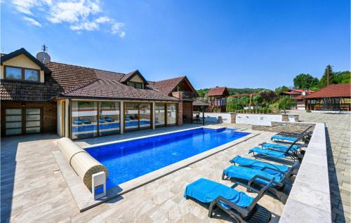 Cozy Home In Donja Batina With Sauna