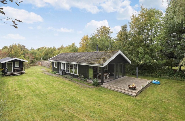 Cozy home in Gilleleje with kitchen