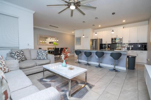 Cozy Home Near Disney Free Resort Access 4463