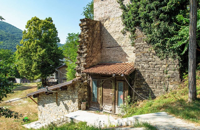 Cozy house in nature for families, couples and pets