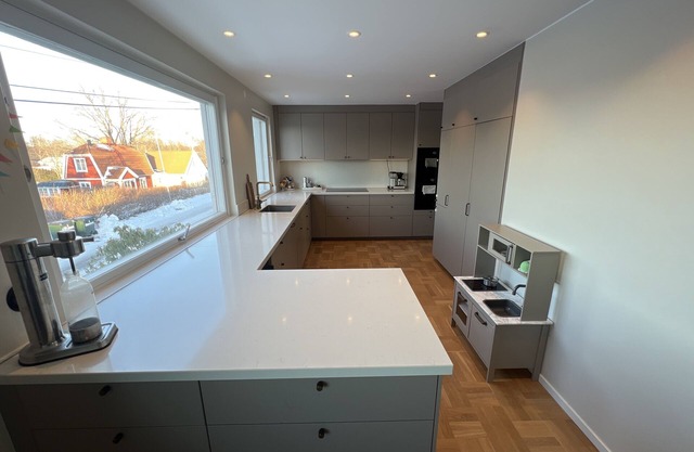 Cozy house in southern Stockholm close to swimming, nature and public transport