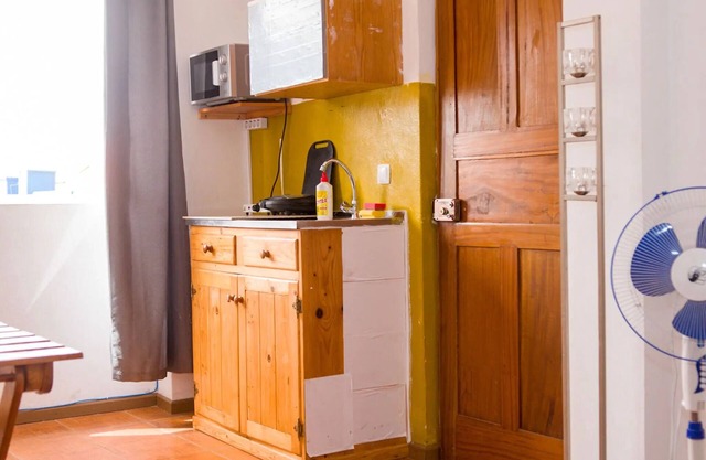 Cozy house, quiet with great light, beautiful view of Mount Cara