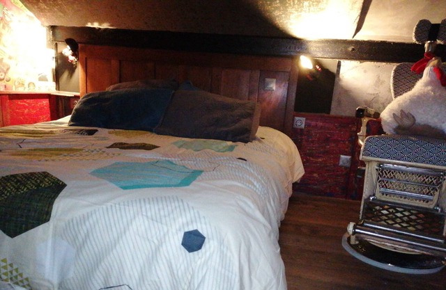 Cozy hypercentre duplex
