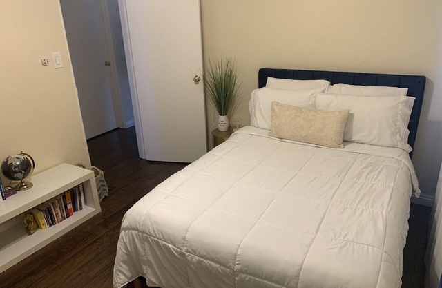 Cozy Inglewood Home
