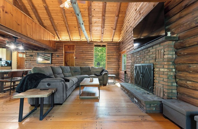 Cozy Log Cabin with Firepit & Prime Catskills Location