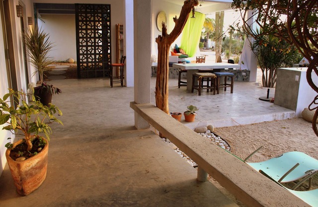 Cozy lounge with pool and atmosphere