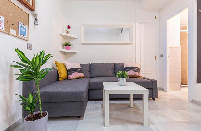 Cozy&Modern,historic centre of Seville AC/WiFi,4px