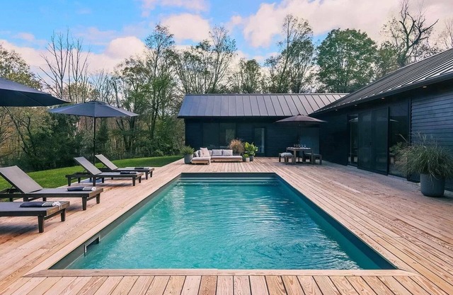 Cozy Newly Built Retreat w/Pool & 10 Acres in Accord, NY!