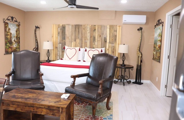 Cozy private rustic room