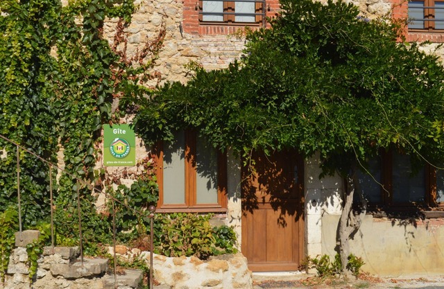 Cozy Renovated Forge with Sauna, Shared Pool & Nearby Attractions