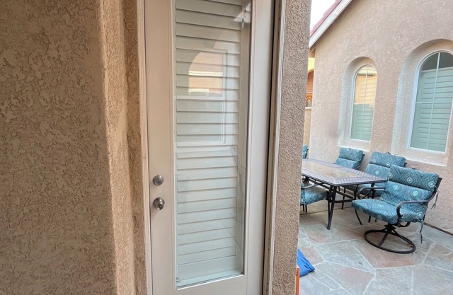 Cozy Retreat: Your Home Away from Home