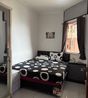 Cozy Room by StayIn Jakarta