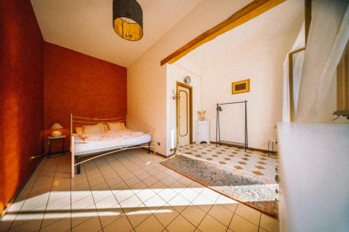 Cozy Room with Terrace, Ping Pong & Billiard Table