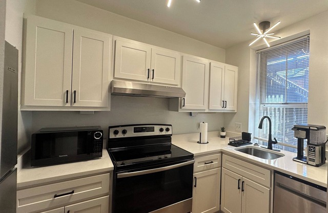 Cozy Soulard Getaway