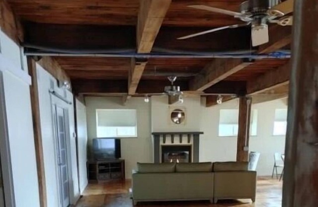 Cozy Stay in Reading PA with Industrial feels. Pet- Friendly!