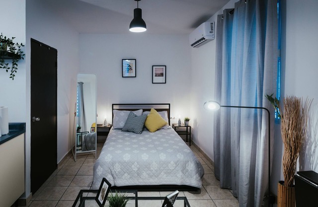 Cozy Studio[1]@Casa Marvella Near Old San Juan, Condado & Beach