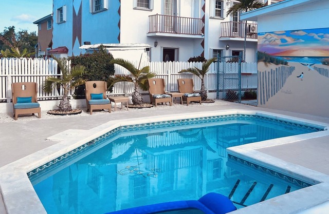 Cozy studio #5 with pool near beach VRBO