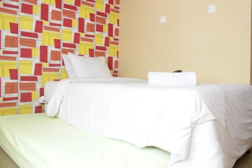 Cozy Studio Apartment at The Jarrdin near Cihampelas Walk By Travelio
