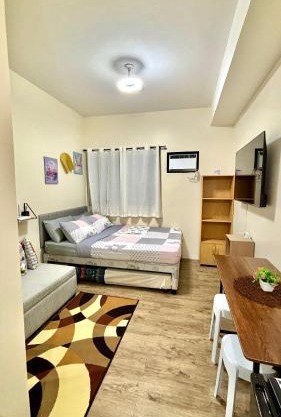 Cozy Studio Condo Unit at Fullerton Suites