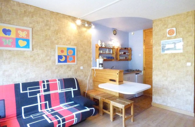 Cozy studio for 4, direct access to gallery and slopes, elevator