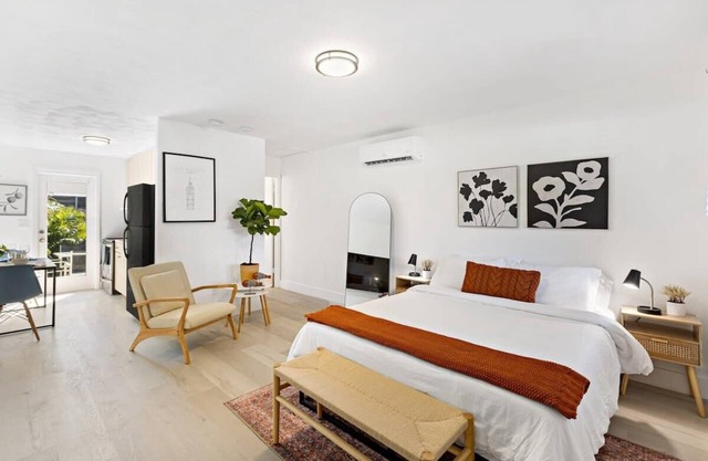 Cozy Studio Getaway – Simple Comfort