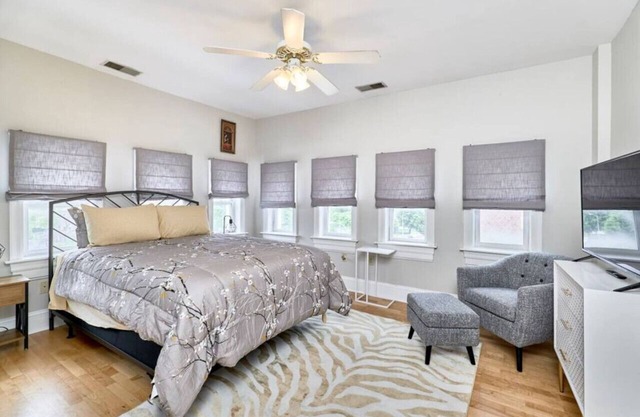 Cozy Studio in Grand Center, SLU, CWE