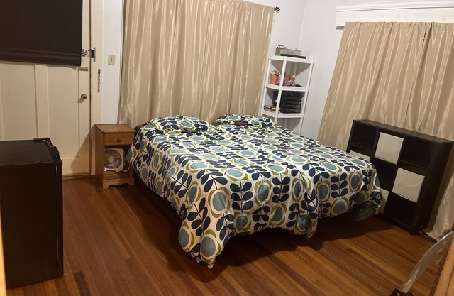 Cozy studio in Hiatoric Heights