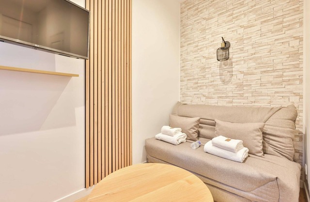 Cozy studio in the heart of the 9th arrondissement.