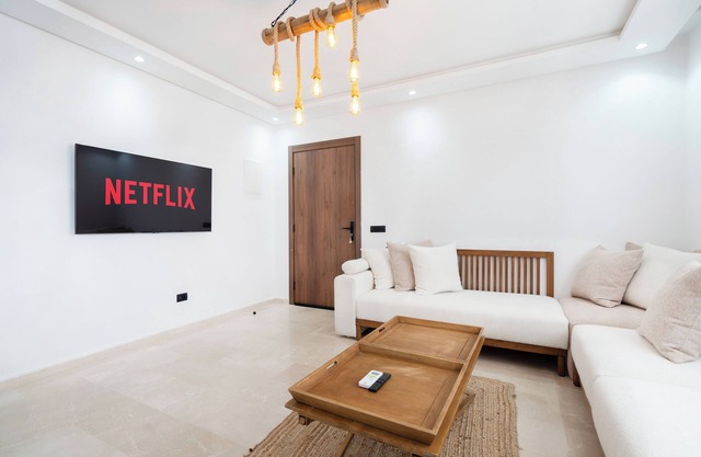 Cozy Studio Near Train Stations & Hassan II Mosque