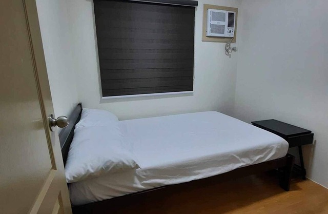 Cozy two-bedroom condo fully equipped for a comfortable stay wt fam or friends.n