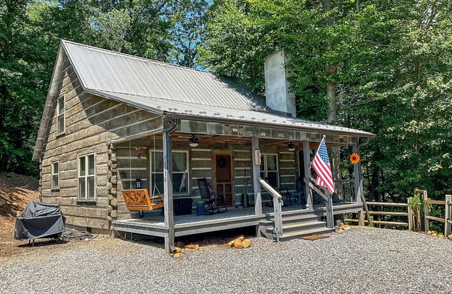 Cozy Up by the Fire This October in the Carolina Mtns @ Reddies River Retreat