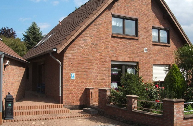 Cozy vacation and trade fair apartment directly on the Rhine - Cozy vacation and trade fair apartment