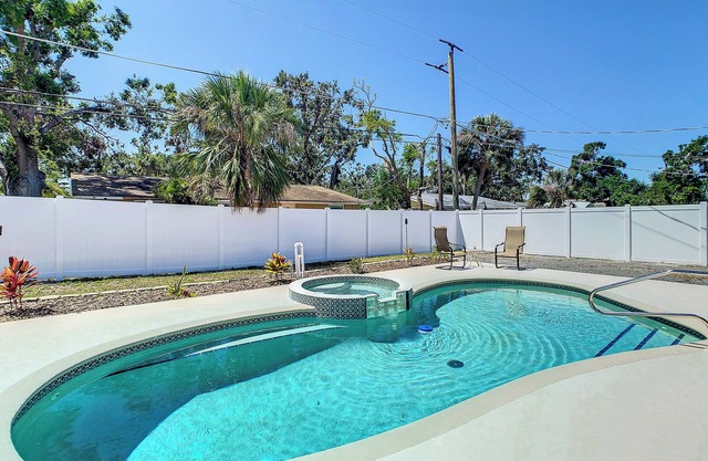 Cozy Venice Pool Home Near Venice Island