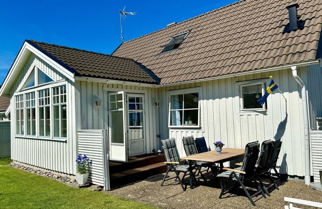 Cozy villa in Klövedal on Tjörn | SE09075