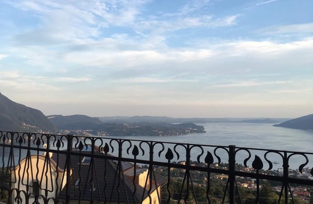 Cozy villa with breathtaking views of Lake Maggiore