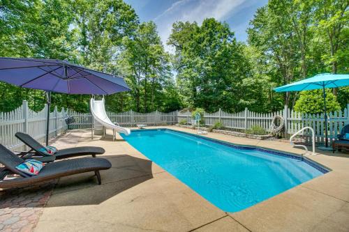 Cozy Virginia Vacation Rental with Seasonal Pool!