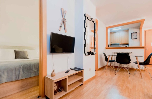 Cozy with spectacular views in El Tarter