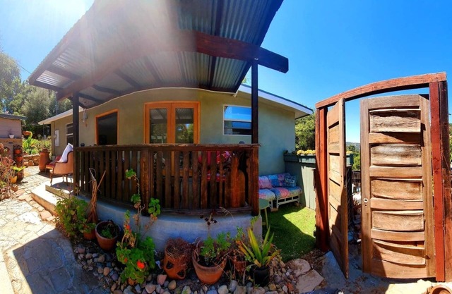 Craftsman Gem Sparkling Between Mountain & Ocean